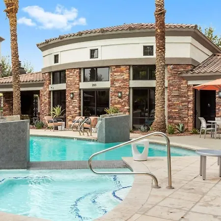 Cozysuites Glendale By The Stadium W Pool 09 Exterior photo