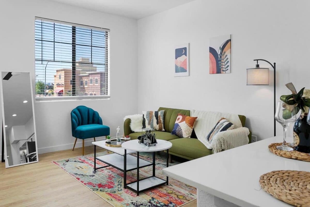Apartment Cozysuites By The Stadium W Pool 09 *
