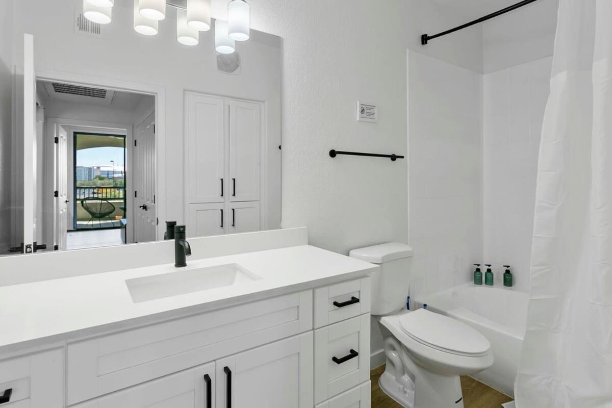 Cozysuites By The Stadium W Pool 09 Apartment Glendale